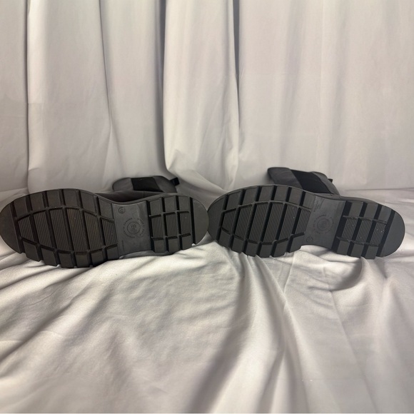 Poppy Barley Elevate Tall Chelsea Lug Sole Boots Black Leather Size 8.5 - Picture 4 of 10